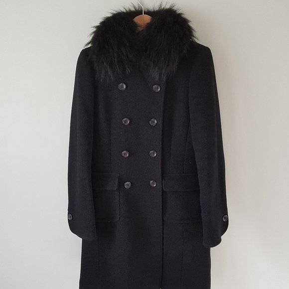 Classic Black Double-Breasted Coat - Picture 3 of 13